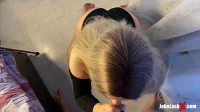 Կարմրահեր ծծում է Դիկին և ծծում, հետույքի վերջում